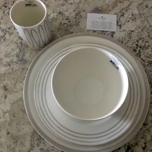Kate Spade Dish Set